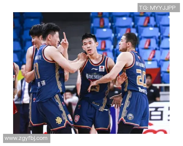 西安篮球队灵活性分析与战术创新探讨助力球队发展