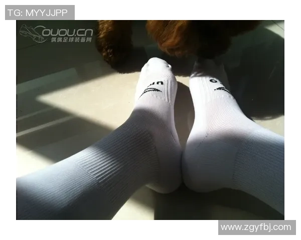 绑架黑足球袜帅哥的神秘事件揭开了隐藏在城市阴影中的惊人真相 绑架黑足球袜帅哥的神秘事件揭开了隐藏在城市阴影中的惊人真相